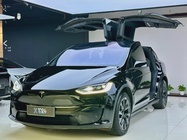 Tesla Model X 2024