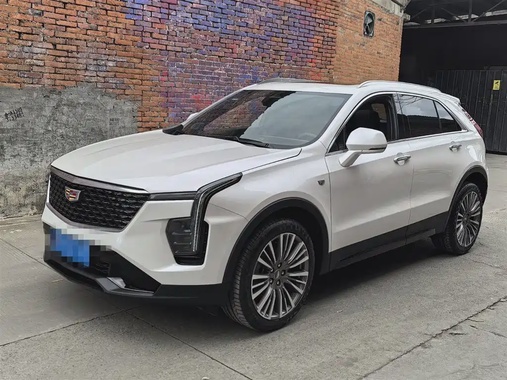 Cadillac XT4 2025