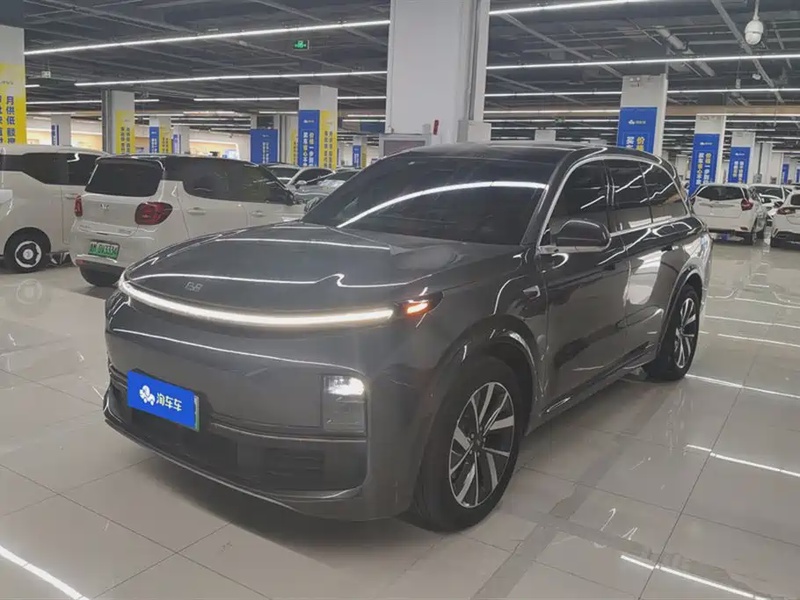 Li Auto L8