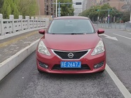 Nissan Tiida 2015