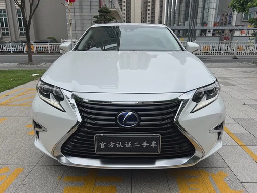 Lexus ES 2018