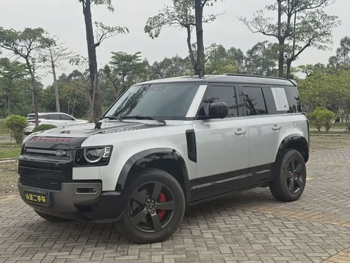 Land Rover Defender 2023
