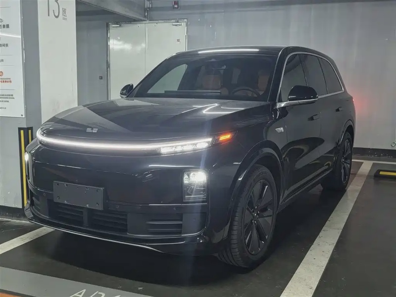 Li Auto L6