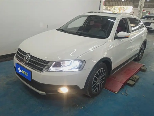 Volkswagen Cross Lavida 2016