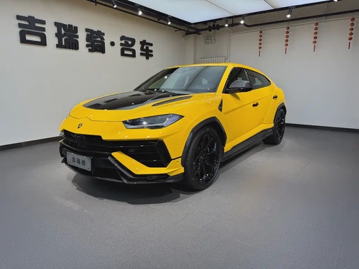 Lamborghini Urus 2024