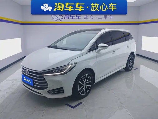 BYD MAX 2018