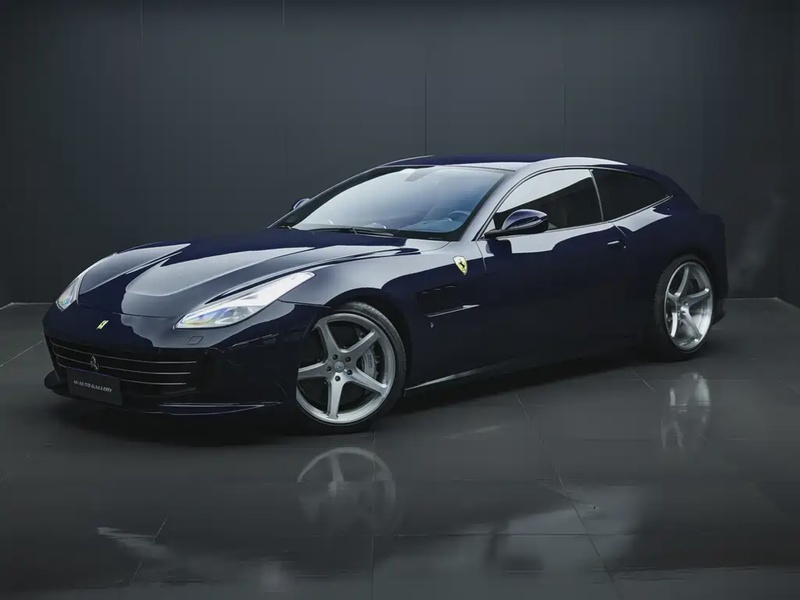 Ferrari GTC4Lusso