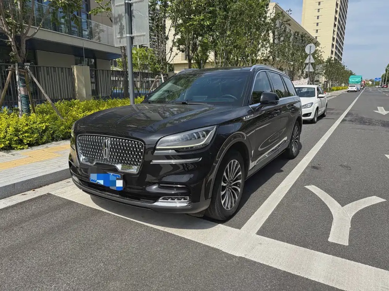 Lincoln Aviator