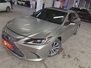 Lexus ES 2021