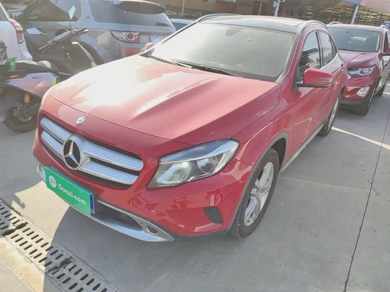 Mercedes-Benz GLA-Class
