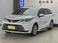 Toyota Sienna 2024