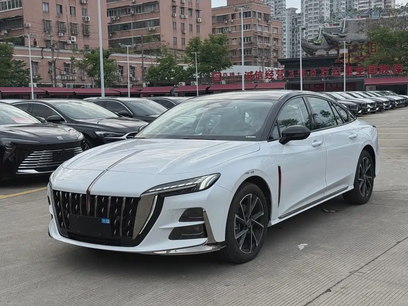 Hongqi H6