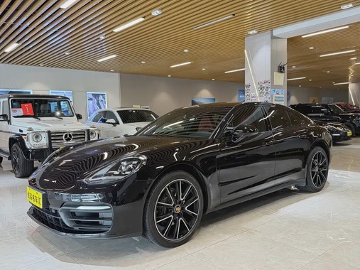 Porsche Panamera 2022