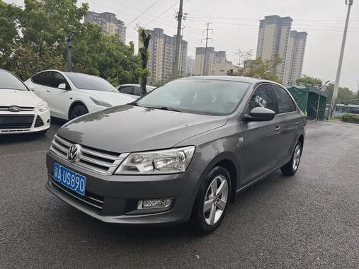 Volkswagen Santana 2014