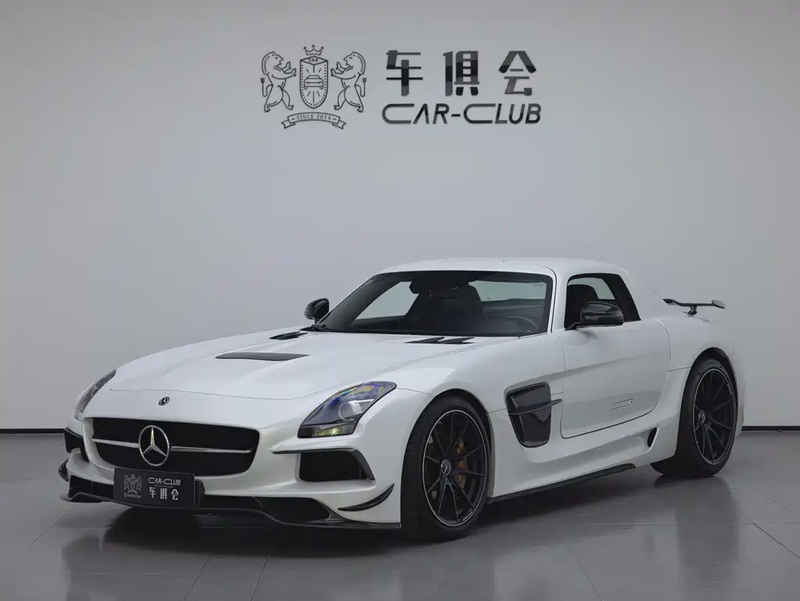 Mercedes-Benz SLS AMG