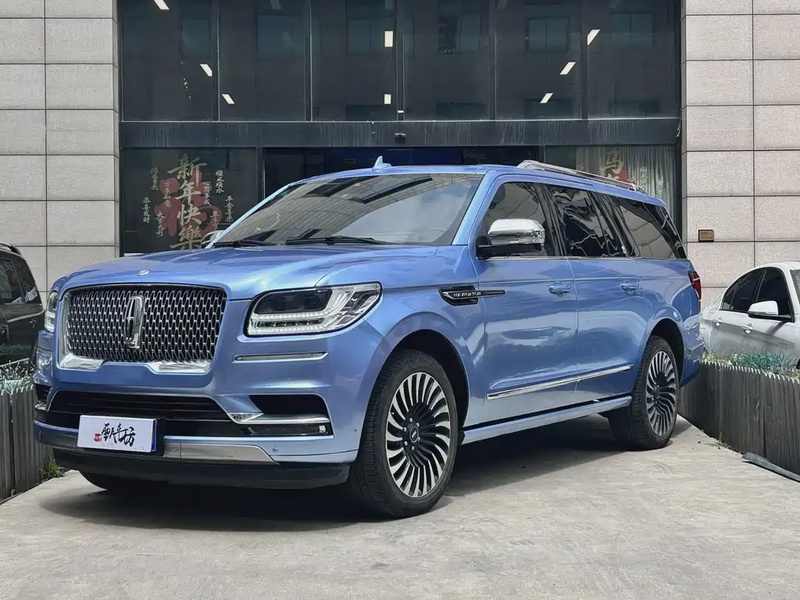 Lincoln Navigator