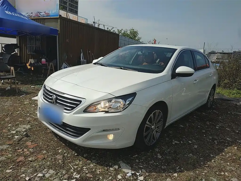 Peugeot 408