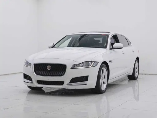 Jaguar XF 2020