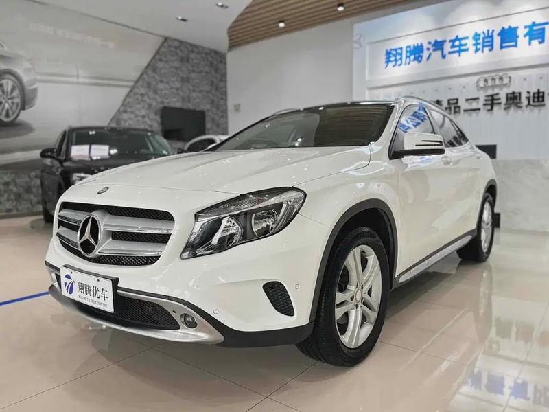 Mercedes-Benz GLA-Class
