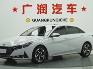 Hyundai Elantra 2022
