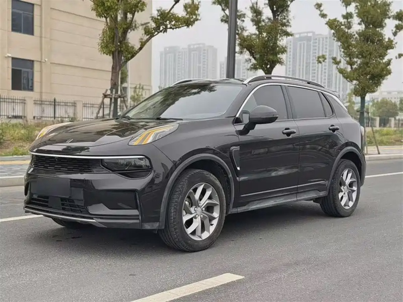 Lynk & Co 01