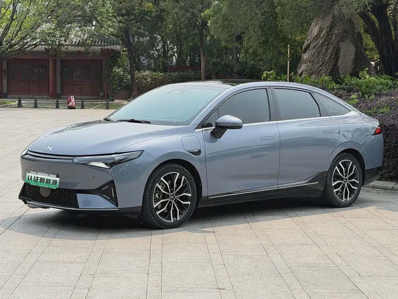 XPeng P5
