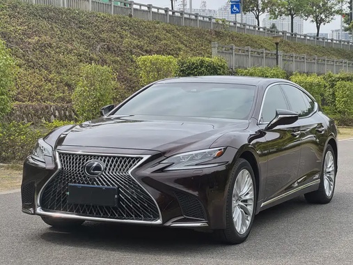Lexus LS 2019