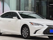 Lexus ES 2023