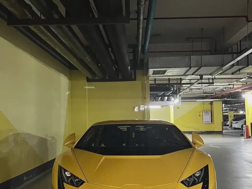 Lamborghini Huracan 2024