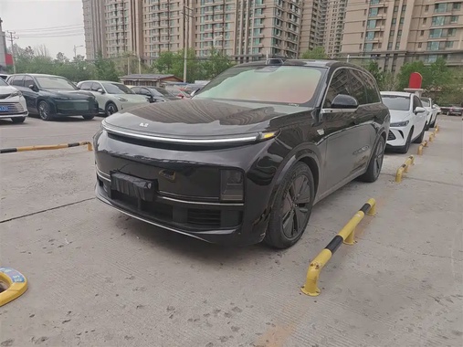 Li Auto L8 2024