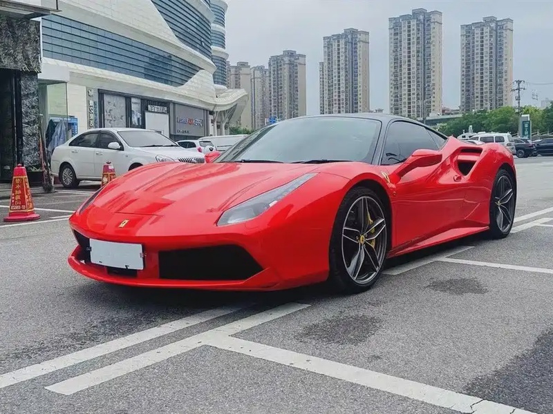 Ferrari 488