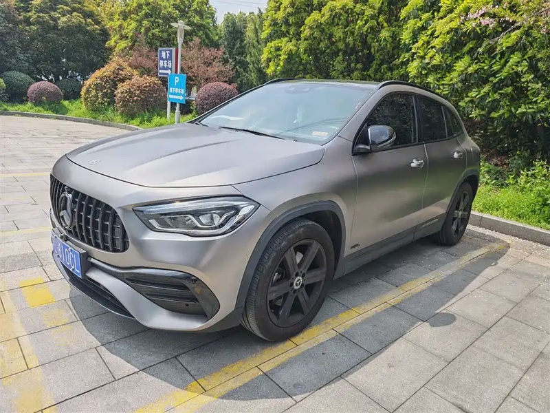 Mercedes-Benz GLA-Class