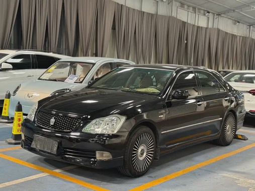 Toyota Crown 2005