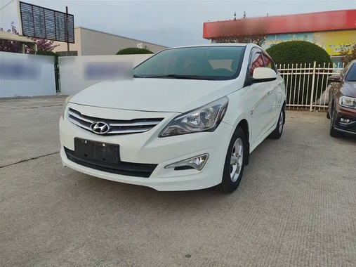 Hyundai Verna 2016