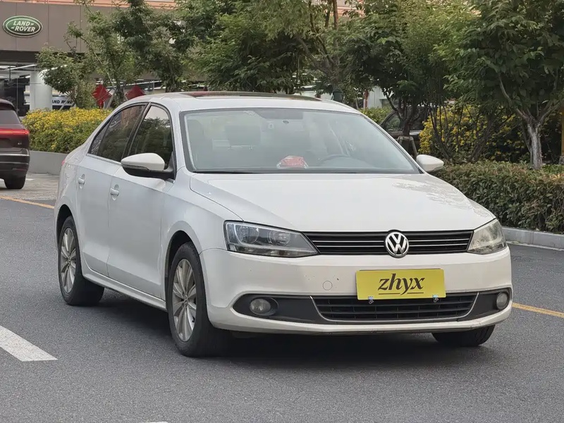 Volkswagen Sagitar