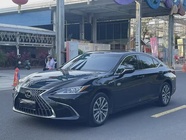 Lexus ES 2024