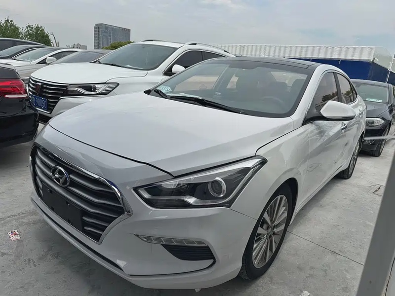 Hyundai Mistra