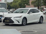 Lexus ES 2021