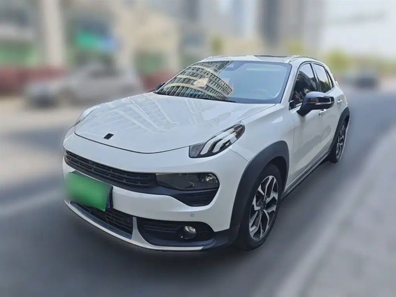 Lynk & Co 02