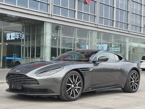 Aston Martin DB11 2019