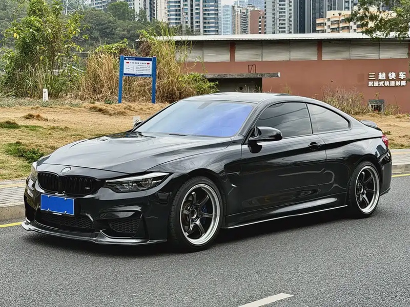 BMW M4