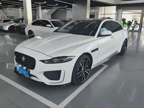 Jaguar XE 2020