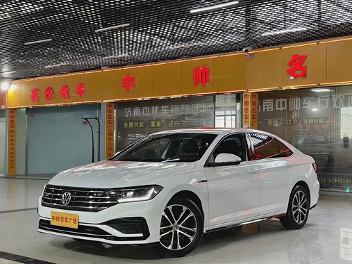 Volkswagen Sagitar 2019