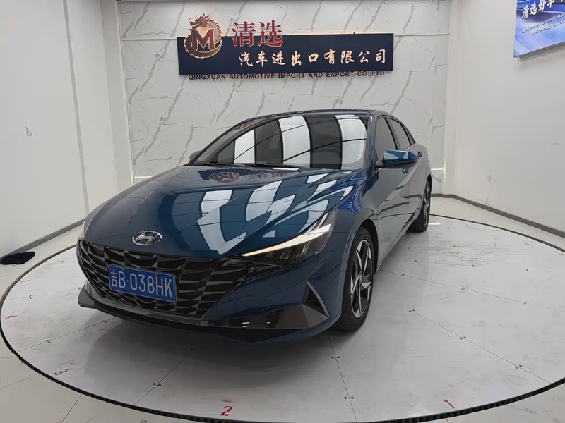 Hyundai Elantra
