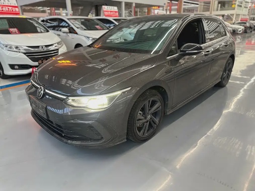 Volkswagen Golf 2021