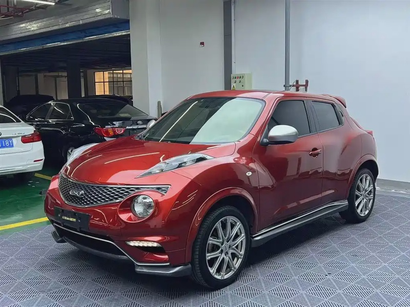 Infiniti ESQ