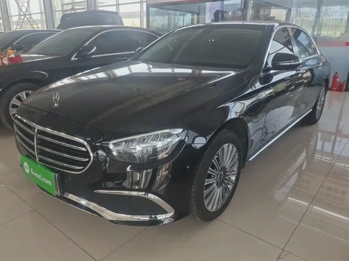 Mercedes-Benz E-Class 2022