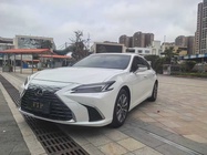Lexus ES 2025