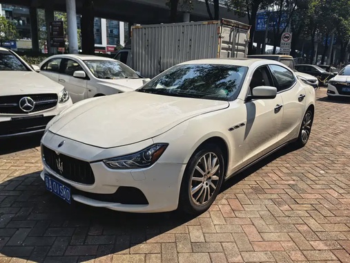 Maserati Ghibli 2015