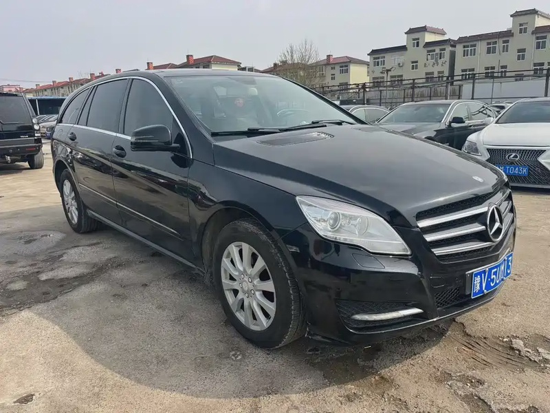 Mercedes-Benz R-Class
